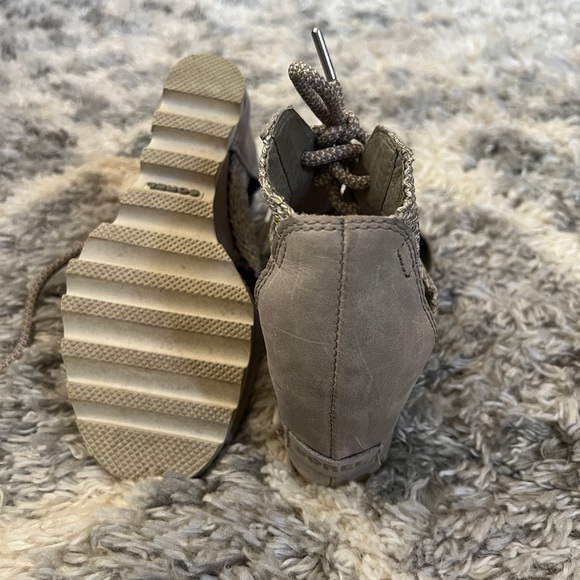 SOLD Sorel lace up wedge sandals - Picture 3 of 4